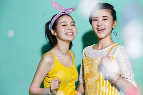 快乐的女闺蜜图片