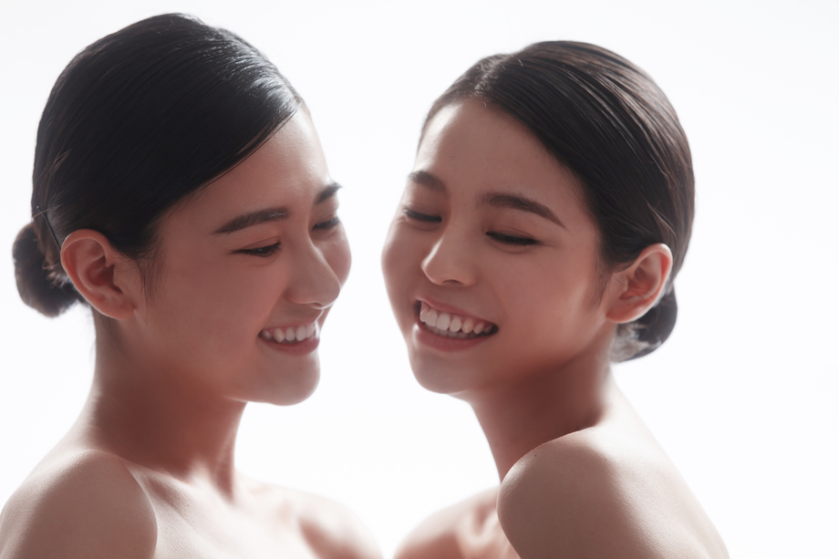 漂亮的女闺蜜图片