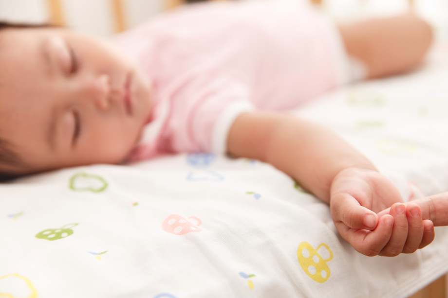 宝宝睡觉图片 宝宝睡觉图片