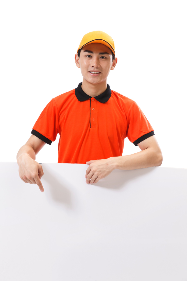 年轻的快递员 年轻的快递员