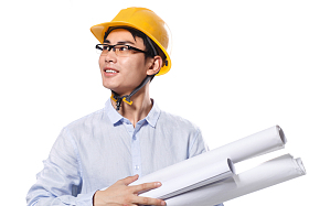 商务青年男人戴着安全帽图片