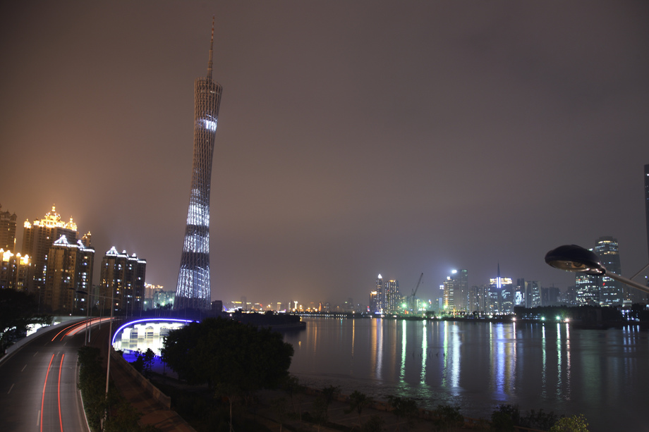 广州电视塔夜景图片