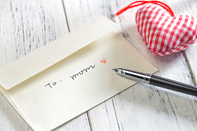 母亲节礼物图片