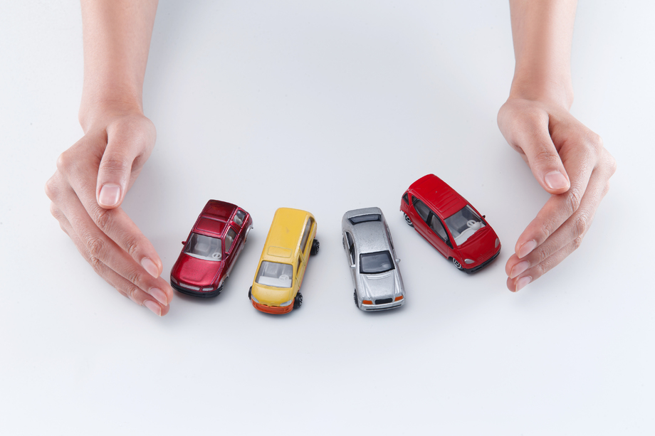 手和汽车模型图片 手和汽车模型图片
