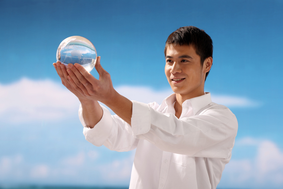 东方男人在海边图片 东方男人在海边图片