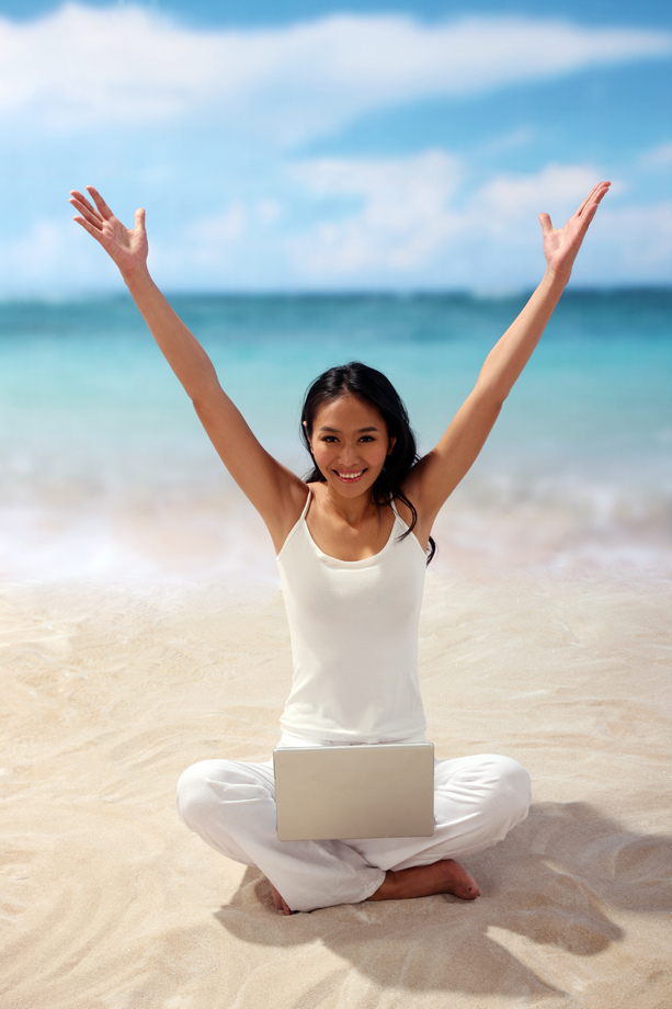 东方女人在海边图片 东方女人在海边图片