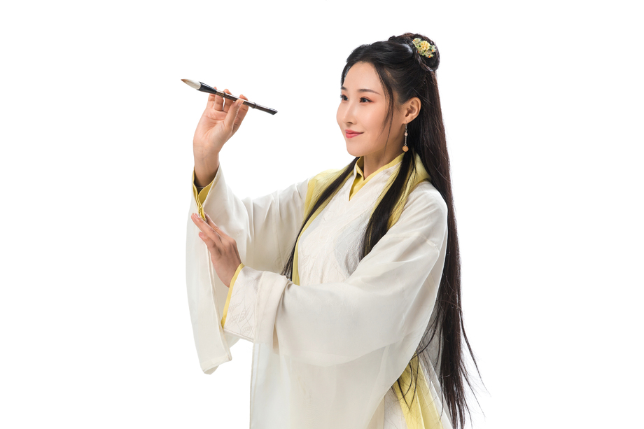 古装美女写字图片 古装美女写字图片