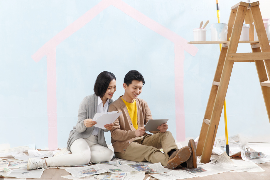 年轻夫妇装修房子 年轻夫妇装修房子