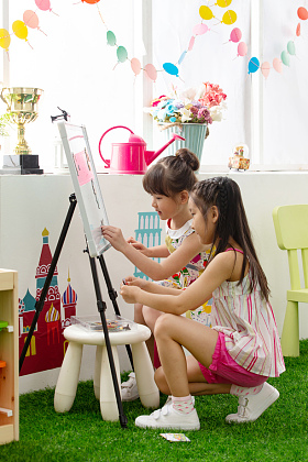 幼儿园小朋友图片