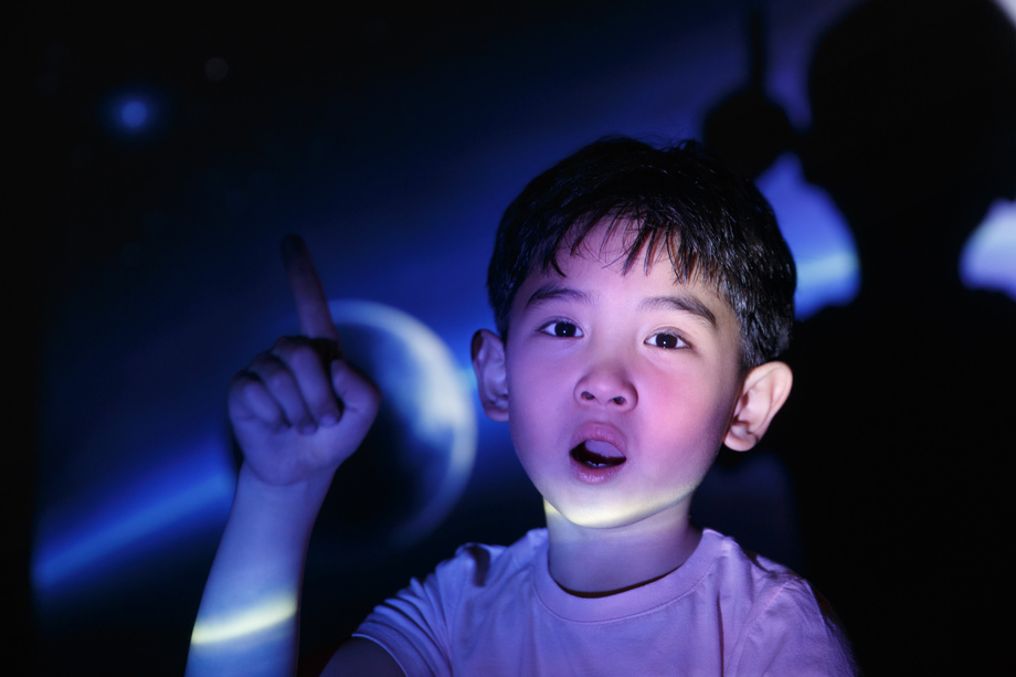 可爱的小男孩 可爱的小男孩