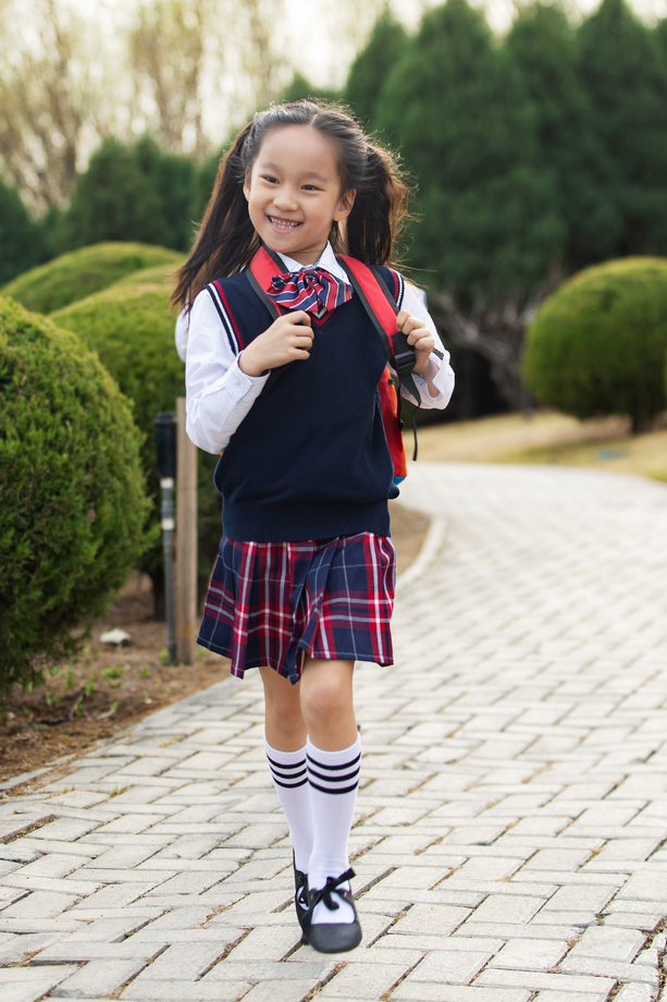 快乐的小学生照片