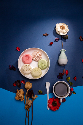 月饼配咖啡图片