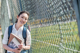 青年女大学生图片