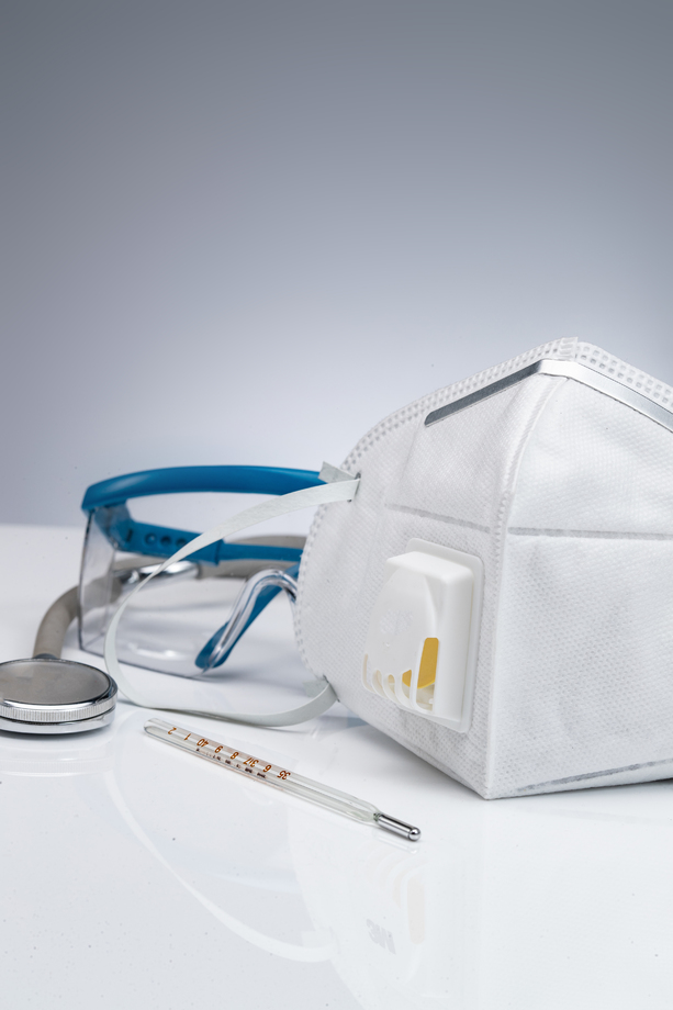 防护口罩和听诊器 防护口罩和听诊器