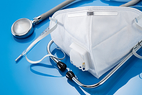 防护口罩和听诊器图片