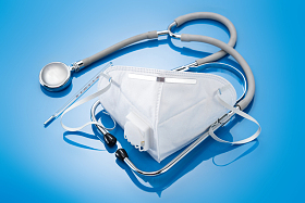 防护口罩和听诊器图片