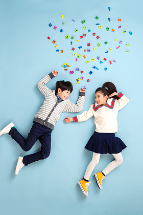 快乐儿童学习数字字母