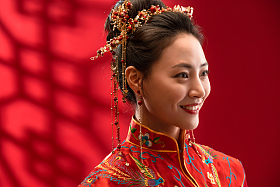 漂亮的中式新娘