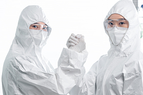 医疗团队做加油鼓励手势图片