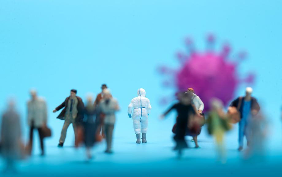 病毒面前医务工作者和人群逆 病毒面前医务工作者和人群逆