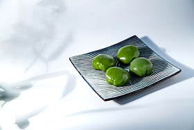 竹影和一盘青团