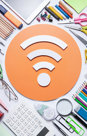 办公用品和信号符号照片