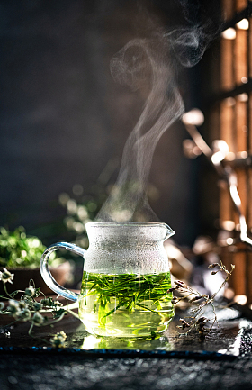 一杯绿茶照片