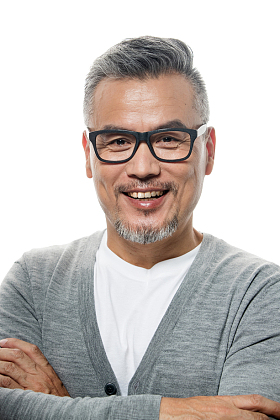 自信的中老年男士肖像照片