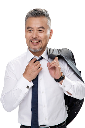 披着西服的商务中老年男士图片