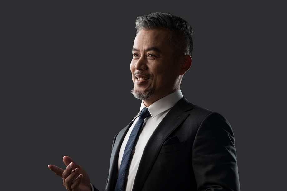 快乐成熟的商务男士 快乐成熟的商务男士