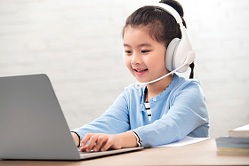 小学女生在线学习