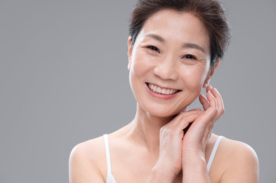 优雅的中年女人 优雅的中年女人