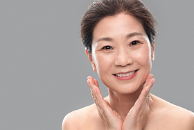 漂亮的中年女人图片
