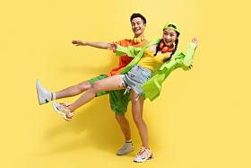 快乐的年轻人图片