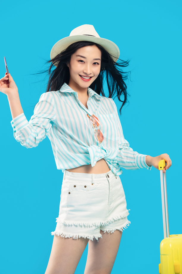 去旅行的青年女人图片 去旅行的青年女人图片