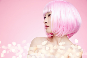 时尚自信的个性女孩