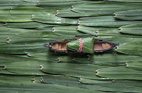 龙舟和粽子图片