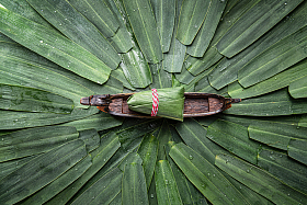 龙舟和粽子图片