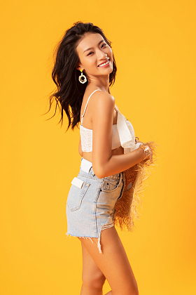 快乐女人肖像图片