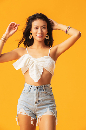 快乐的青年女人