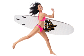 穿比基尼的美女拿着冲浪板照片