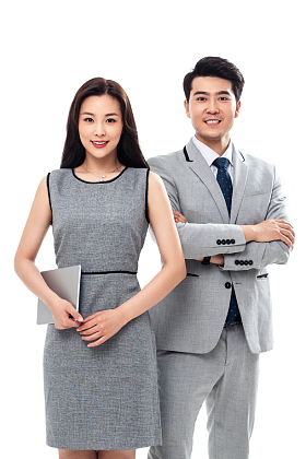 拿平板电脑的商务人士图片