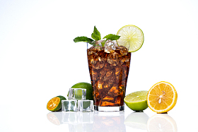 冰爽柠檬红茶图片