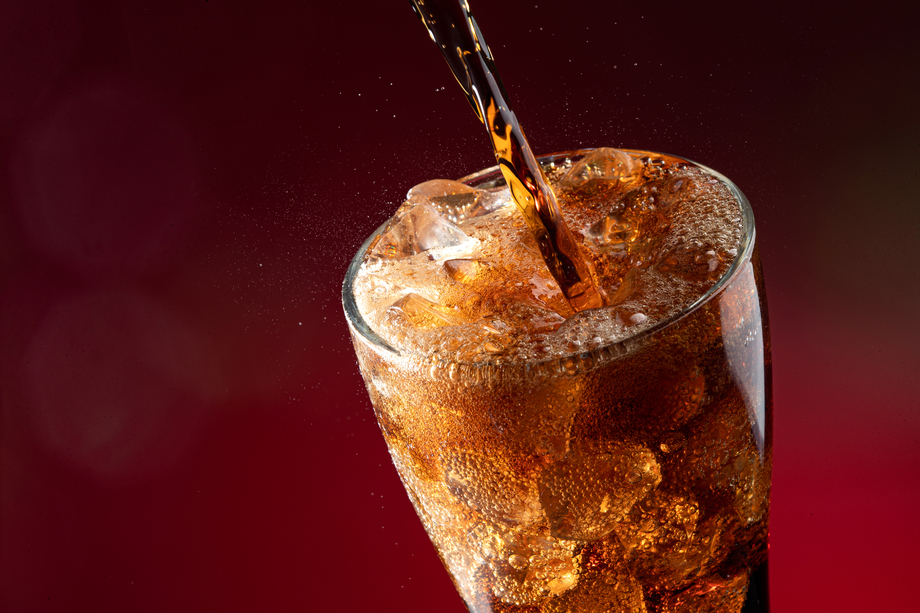 冰镇玻璃杯可乐 冰镇玻璃杯可乐