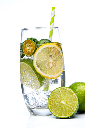 柠檬气泡水图片
