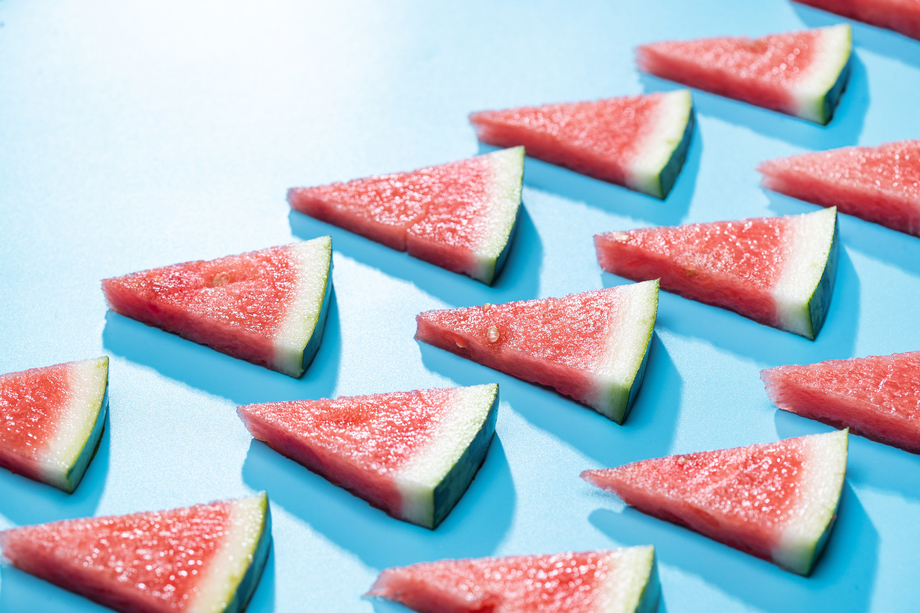 排列的西瓜切块 排列的西瓜切块