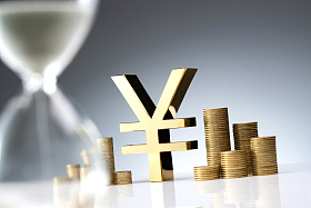 金币货币标志和沙漏