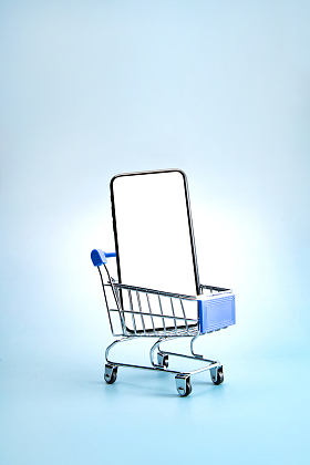 购物车和空白屏幕的手机图片