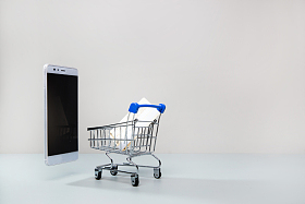 购物车和手机银行卡图片