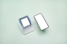 手机扫码支付盒子和手机